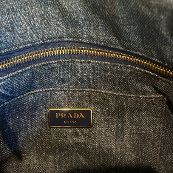 Prada Canapa with dust bag and cards - Picture 6 of 10